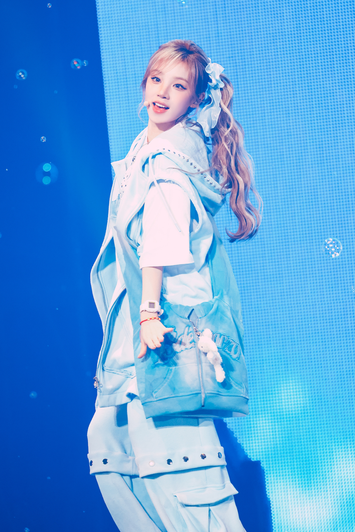 i-dle（撮影＝YOSHIHITO KOBA、アンザイミキ）