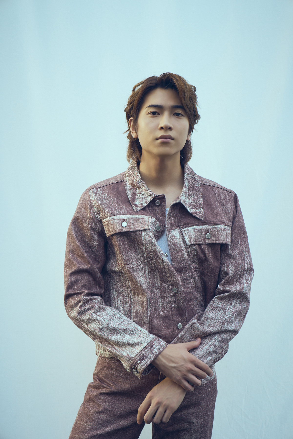 庄司浩平写真集、発売前重版出来の画像