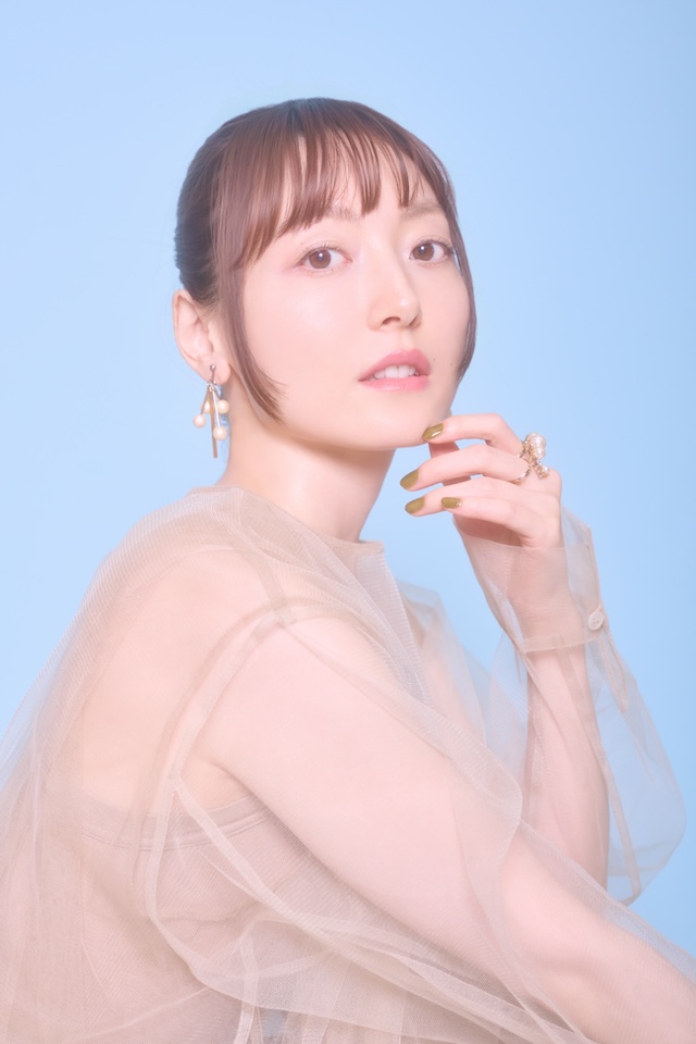 花澤香菜が声優以外の道を歩んでいたら？の画像