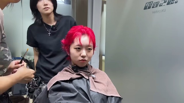 50センチの長髪からイメチェンをした女性