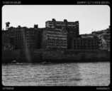 Phone (3)で撮影：軍艦島モノクロ