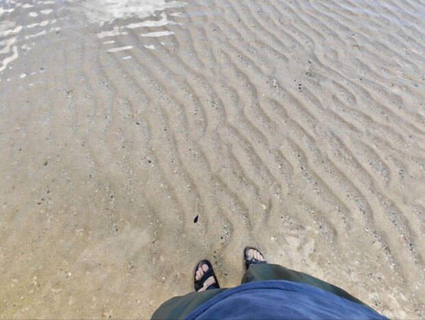 Phone (3)で撮影:砂浜