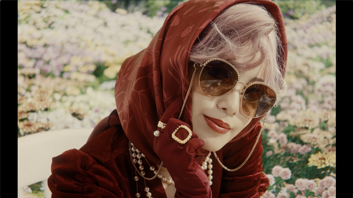 平手友梨奈「失敗しないメンヘラの育て方」MVより