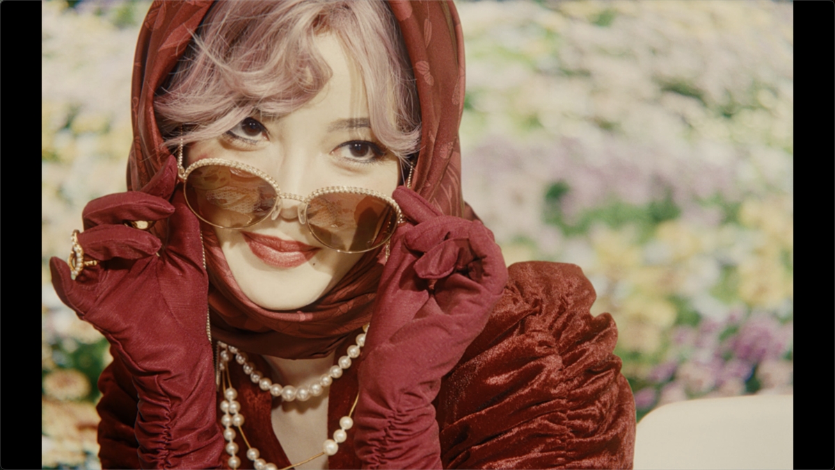 平手友梨奈「失敗しないメンヘラの育て方」MVより