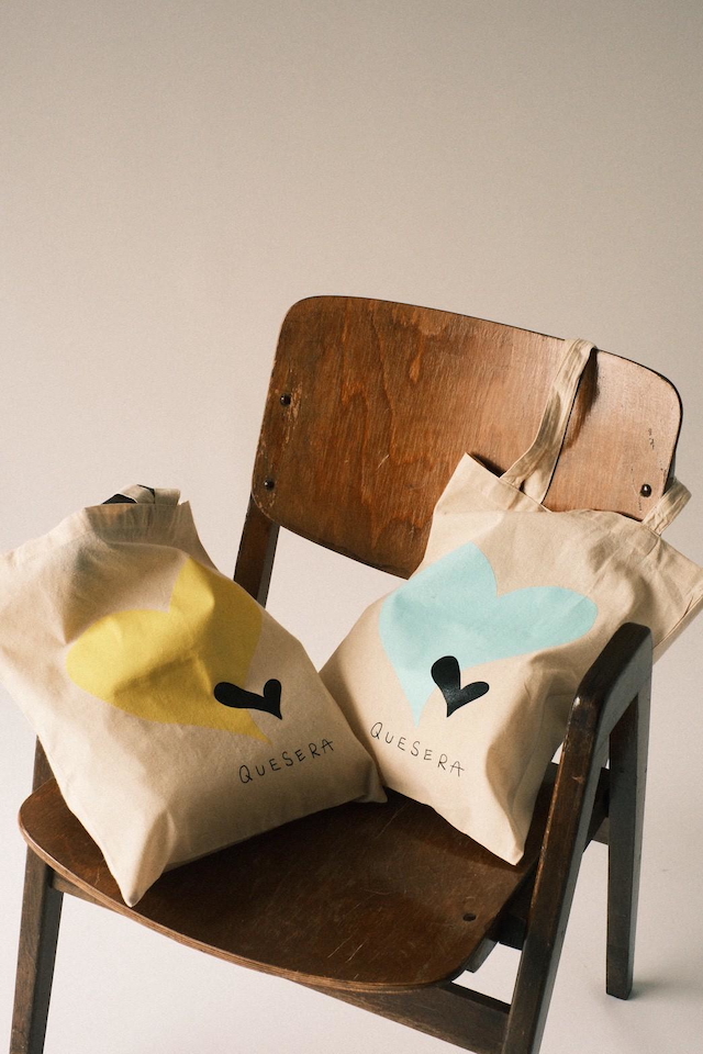 ノベルティ QUESERAオリジナルトートバッグ