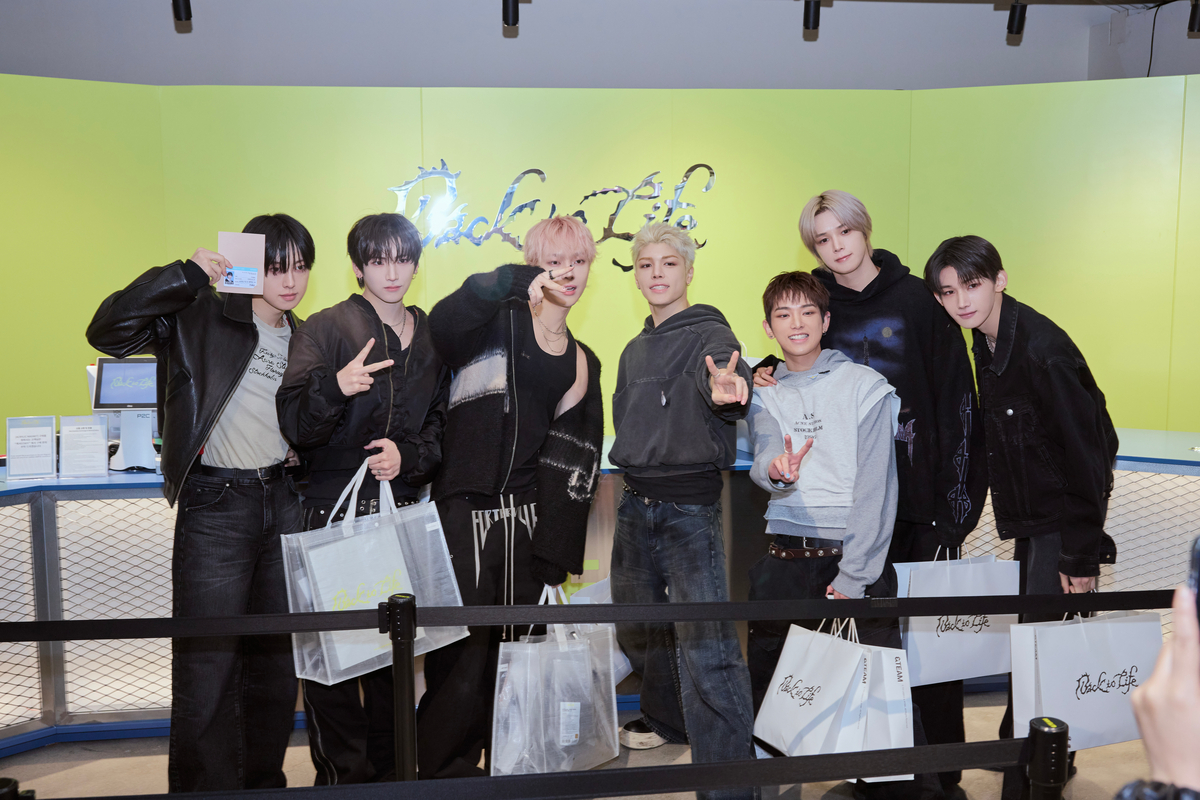 &TEAM ポップアップショップ