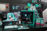 初音ミク色のPC,PC周辺機器