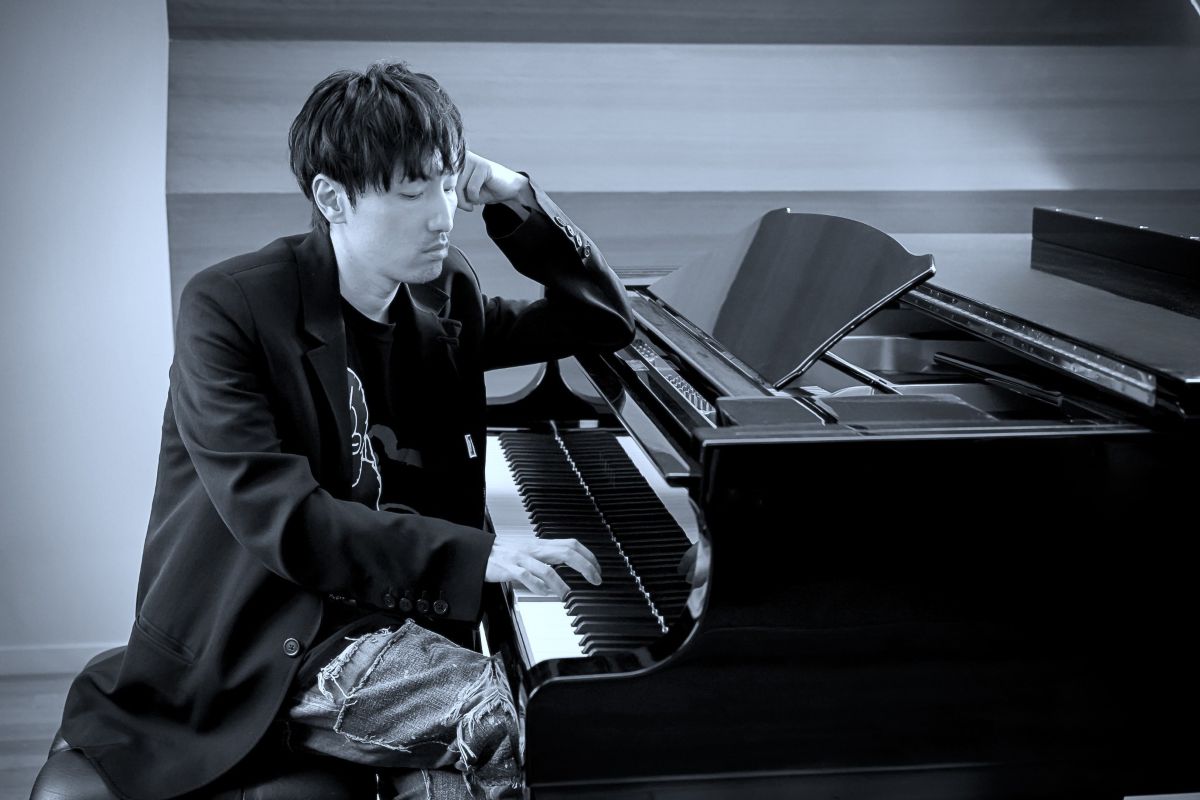 澤野弘之のエッセイ『錯覚の音』発売決定の画像