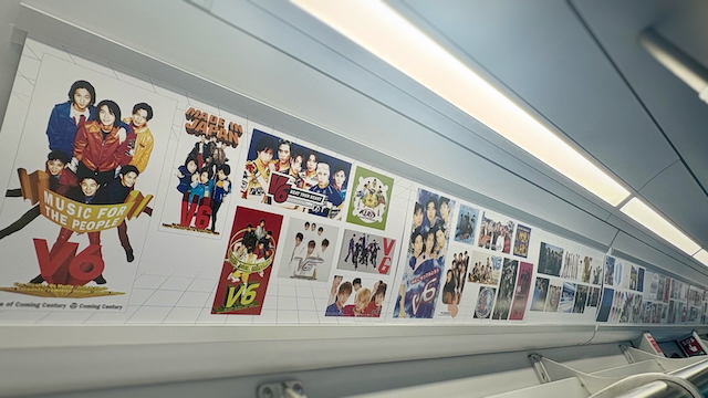 ゆりかもめ特別仕様車内