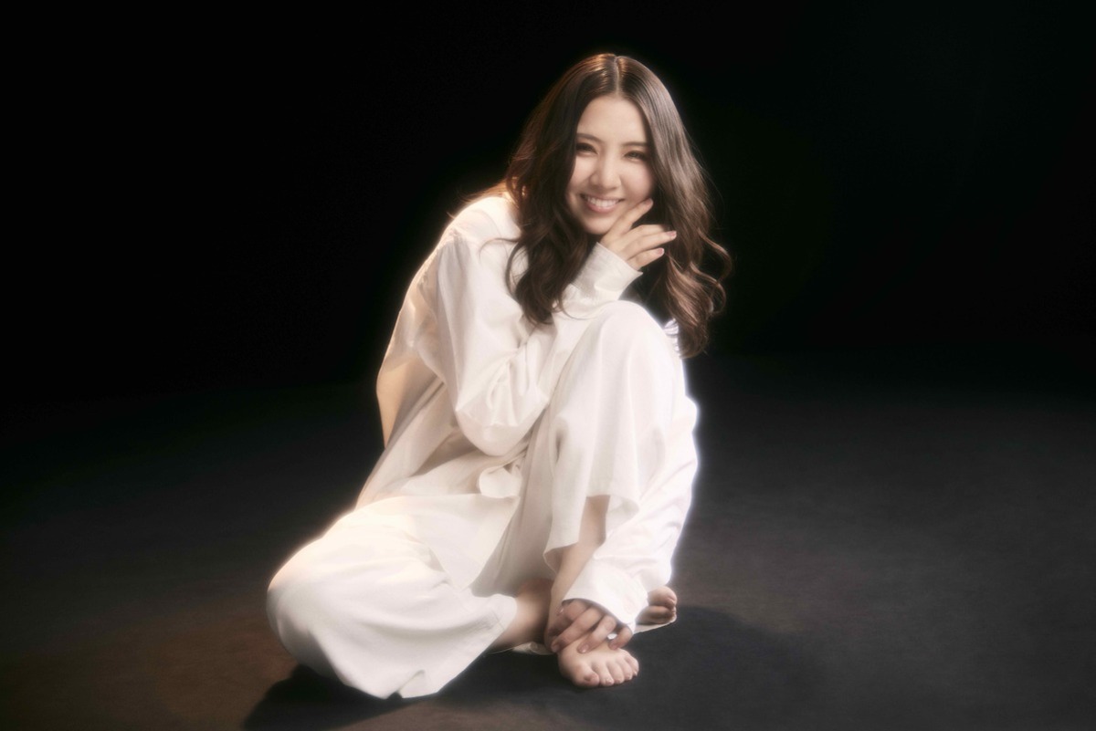 阿部真央、ライブハウスツアー開催