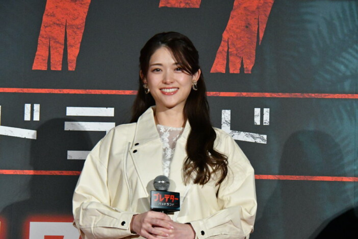 松村沙友理、『プレデター』を“初体験”