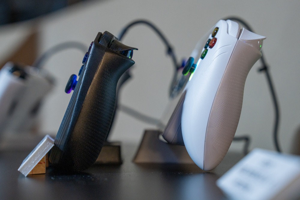 ASUS、Xboxと協業のポータブルPC販売の画像