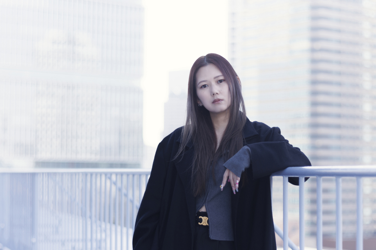 金原ひとみ、第79回毎日出版文化賞を受賞の画像