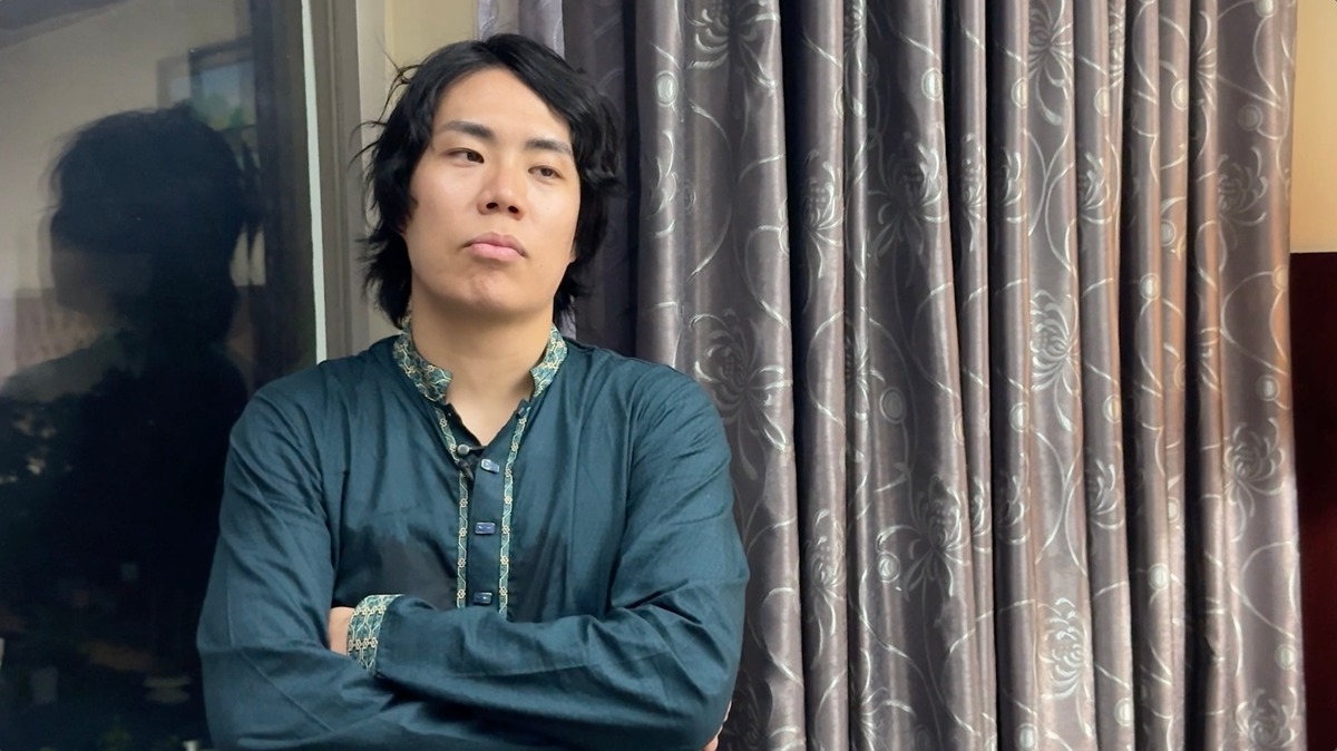 『世界の果てに、くるま置いてきた』6話