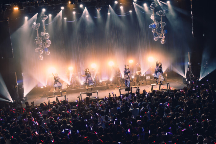 CYNHN、呼び覚まされたロックな興奮　8年の歴史で最も強い支持を浴びる今――ガーデンホールワンマンを振り返る