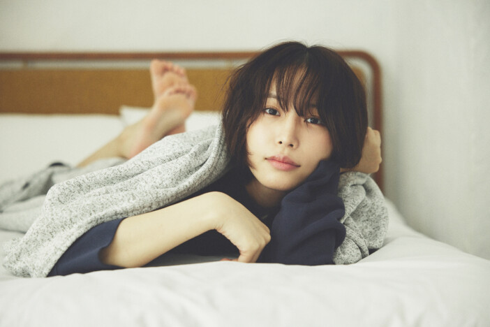 南沙良、2026年のカレンダーが発売