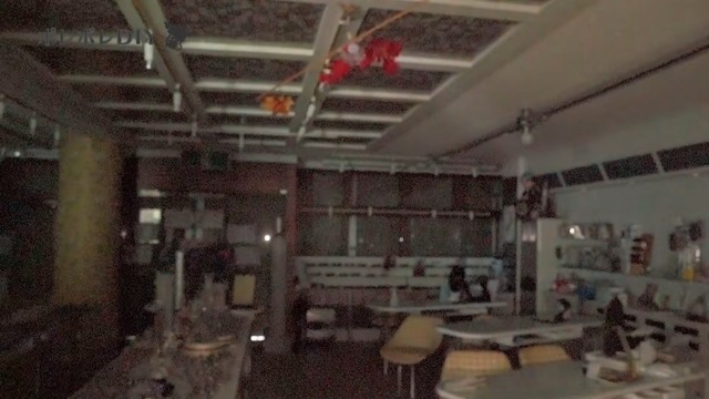 ポレポレが紹介した元眼鏡屋の廃墟ビル