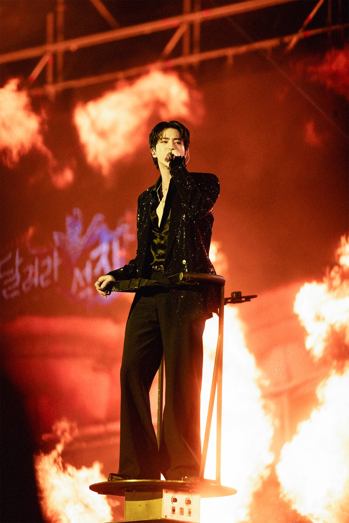 JIN (P)&(C)BIGHIT MUSIC