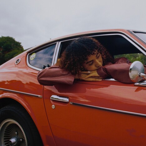 Raine、EP『Backseat』リリース