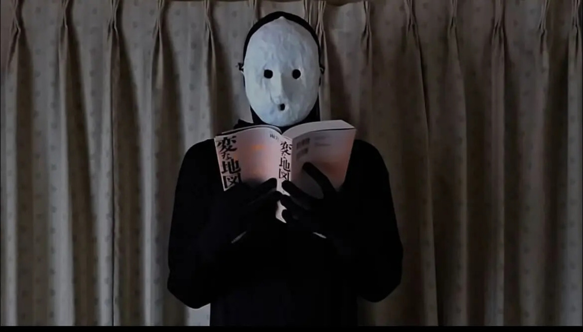 雨穴『変な地図』が異例の40万部突破！