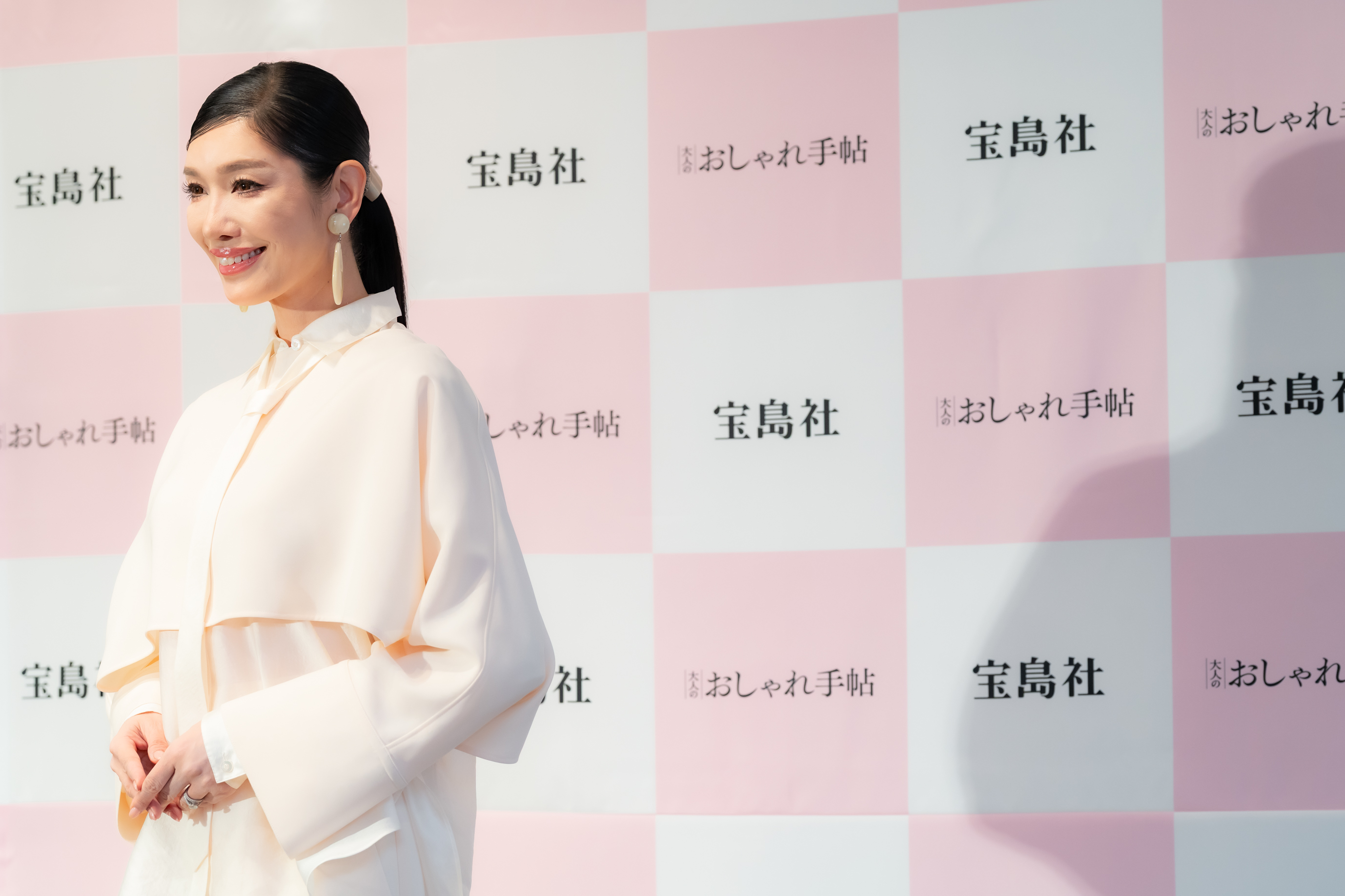 第3回「更年期川柳」授賞式にアンミカ登壇の画像