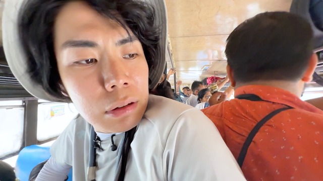 『世界の果てに、くるま置いてきた』8話