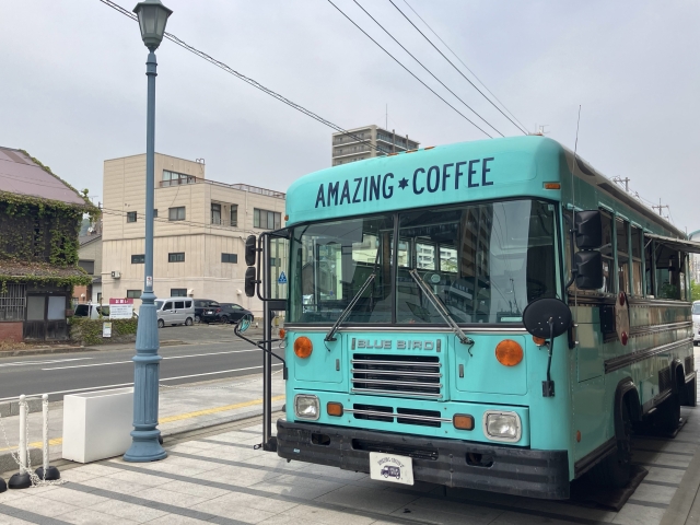 AMAZING COFFEE バスくん