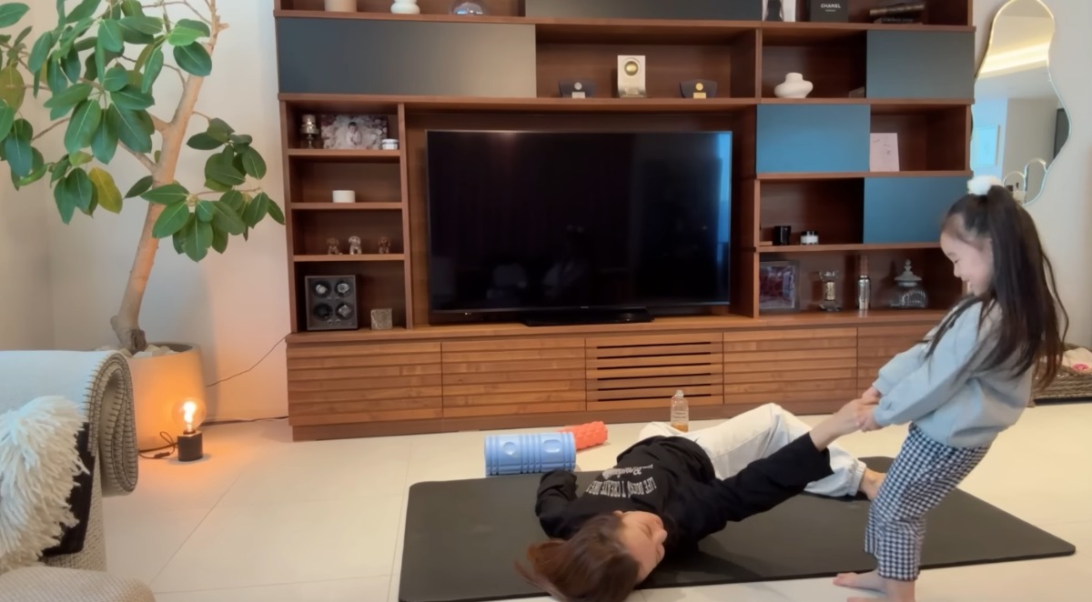 板野友美、体型維持の努力の画像