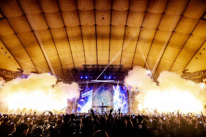 Ado、自愛へ向かうための絶唱