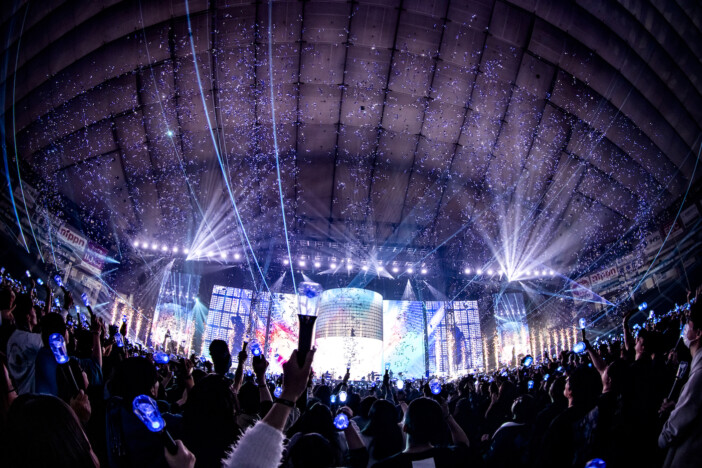 Ado、自愛へ向かうための絶唱