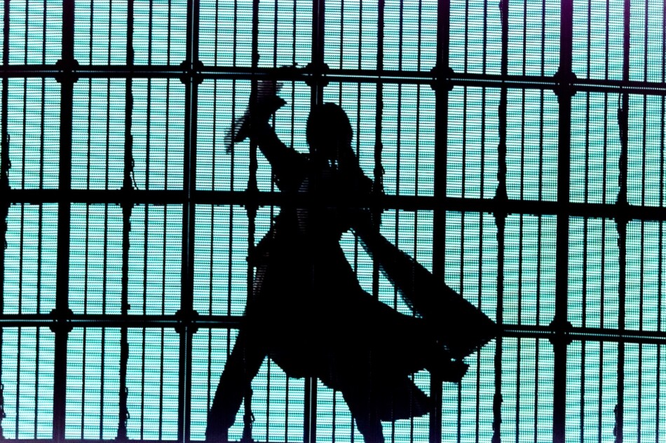 Ado、自愛へ向かうための絶唱