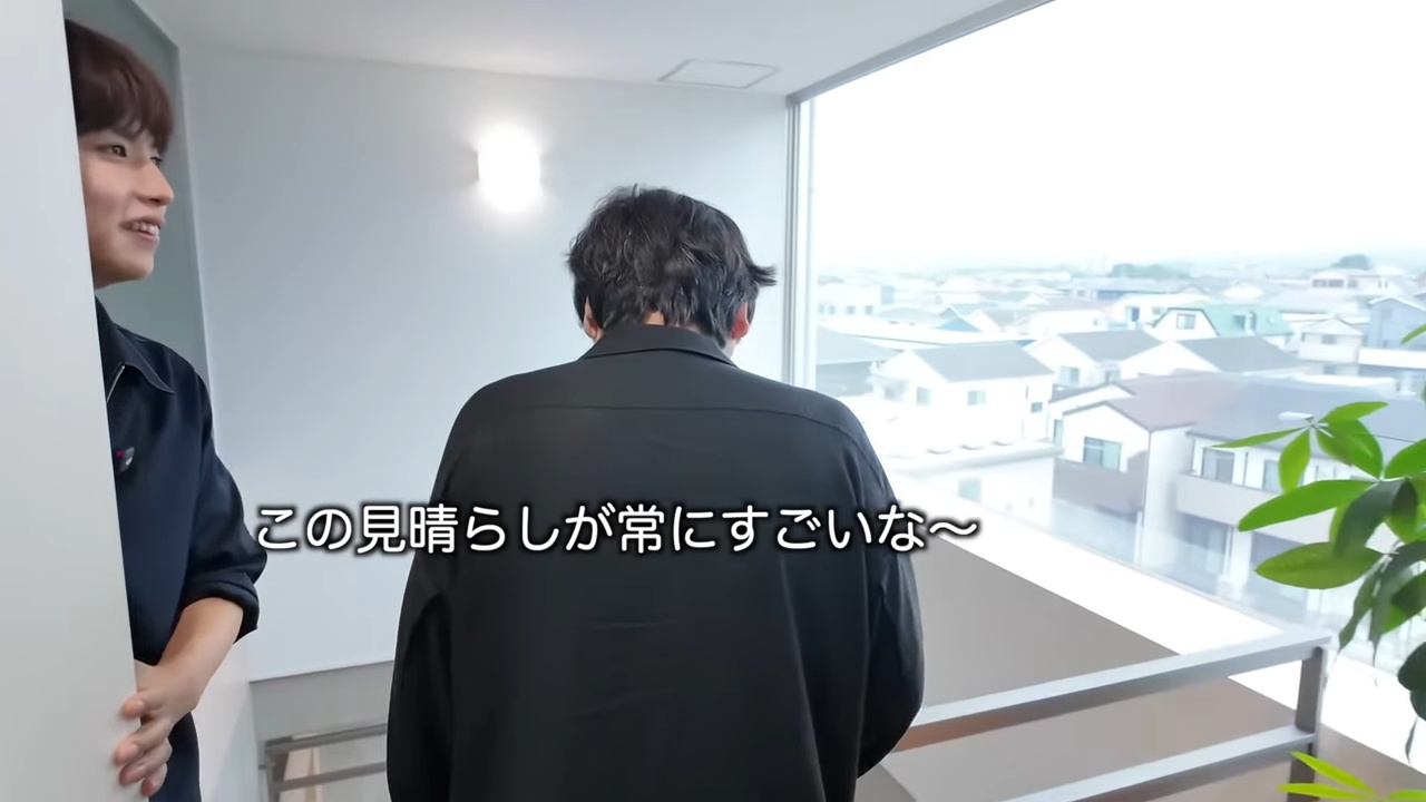 はじめしゃちょー、5億円豪邸に細田守監督を招待の画像