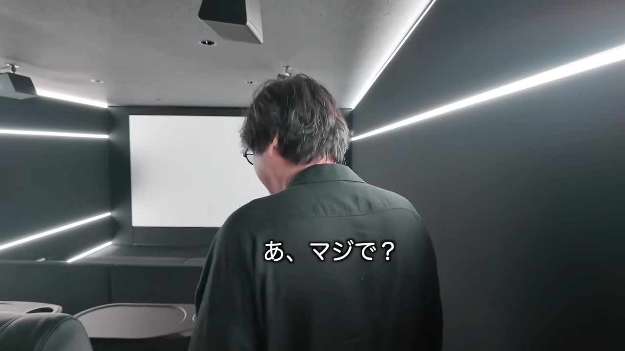 はじめしゃちょー、5億円豪邸に細田守監督を招待の画像