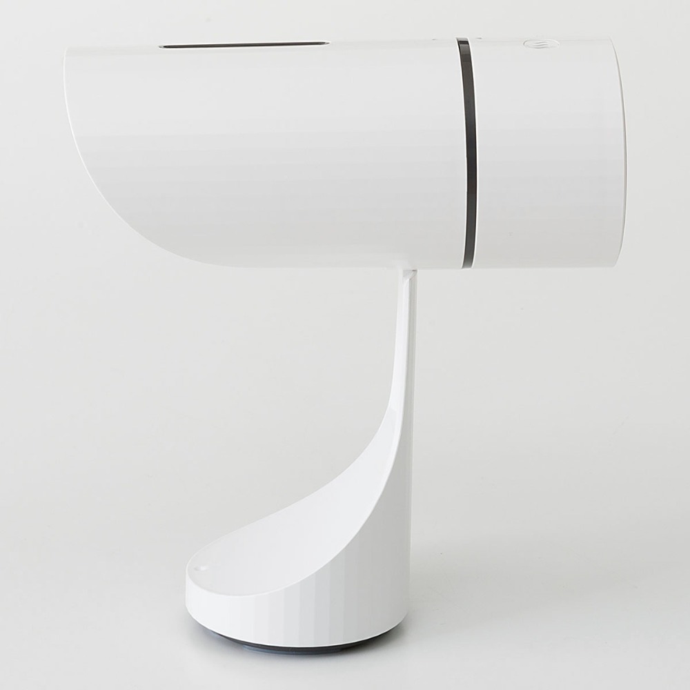 「角度変えられるデスク加湿器」角度調整最大