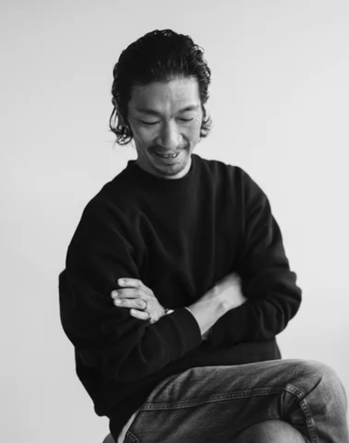 岩田剛典が表紙『OCEANS』1月号の画像