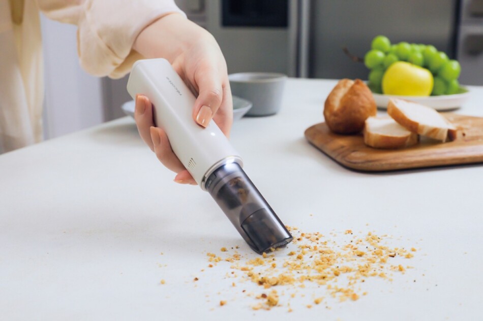 重量170gの小型クリーナーが発売