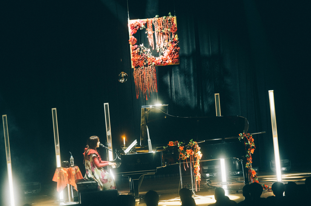 ヒグチアイ ライブ写真