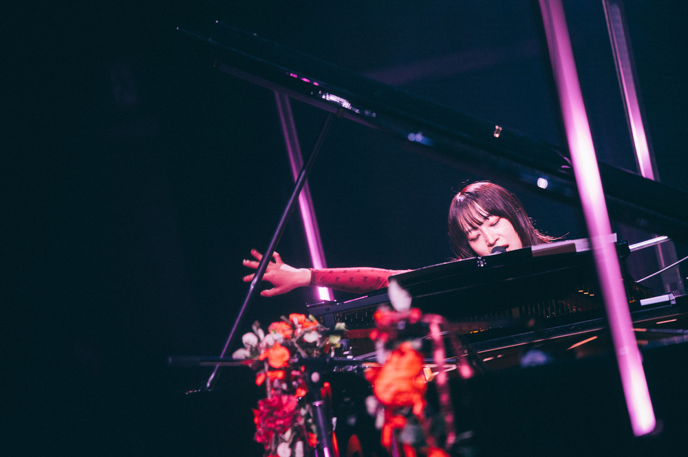 ヒグチアイ ライブ写真