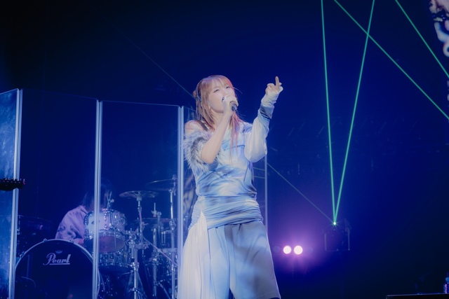 YOASOBI『YOASOBI HALL TOUR 2025 WANDARA』より