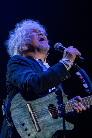 玉置浩二、最新ツアーを振り返る