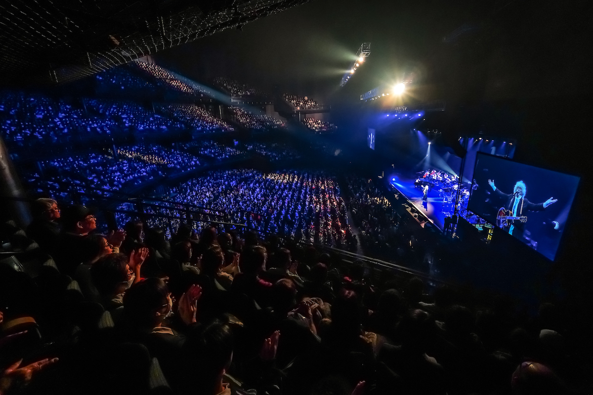 『玉置浩二 with 故郷楽団 10周年 Concert Tour 2025 ~blue eggplant field~』