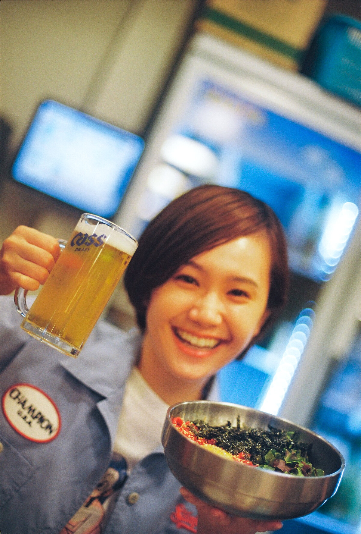 尾碕真花2nd写真集、各カバー表紙発表の画像