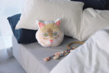 北川景子が刺繍で愛猫の抱き枕を製作の画像