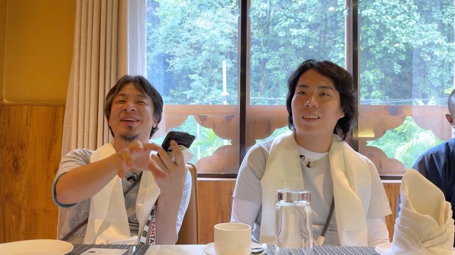 『世界の果てに、くるま置いてきた』10話