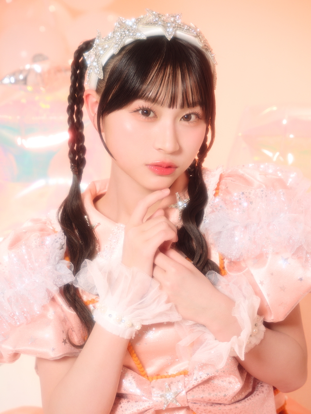 MORE STAR 新井心菜