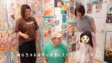 娘と親子アートに挑戦する篠田麻里子