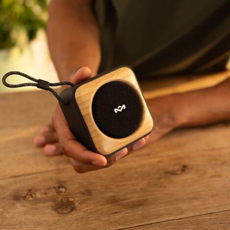 竹デザインだけども防水性もバッチリ 完実電気よりワイヤレススピーカー『ROOTS』発売