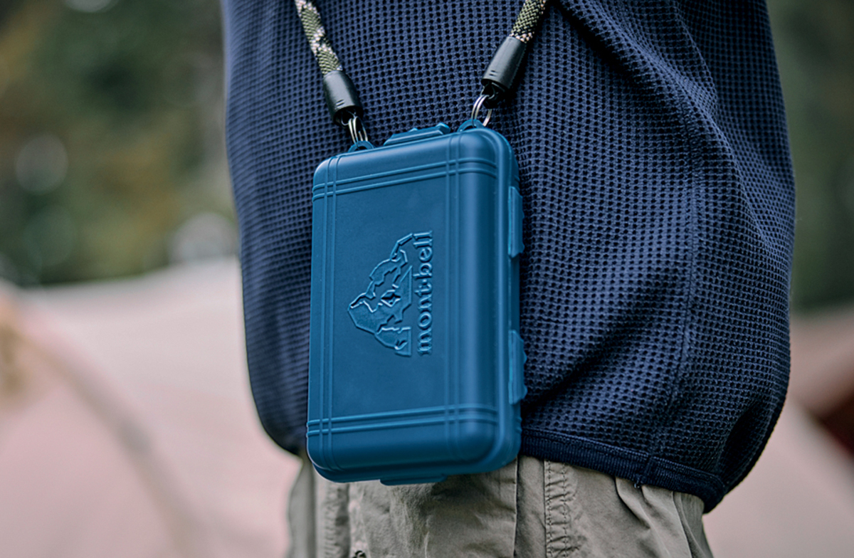 mont-bellとのコラボ付録『BE-PAL』1月号の画像