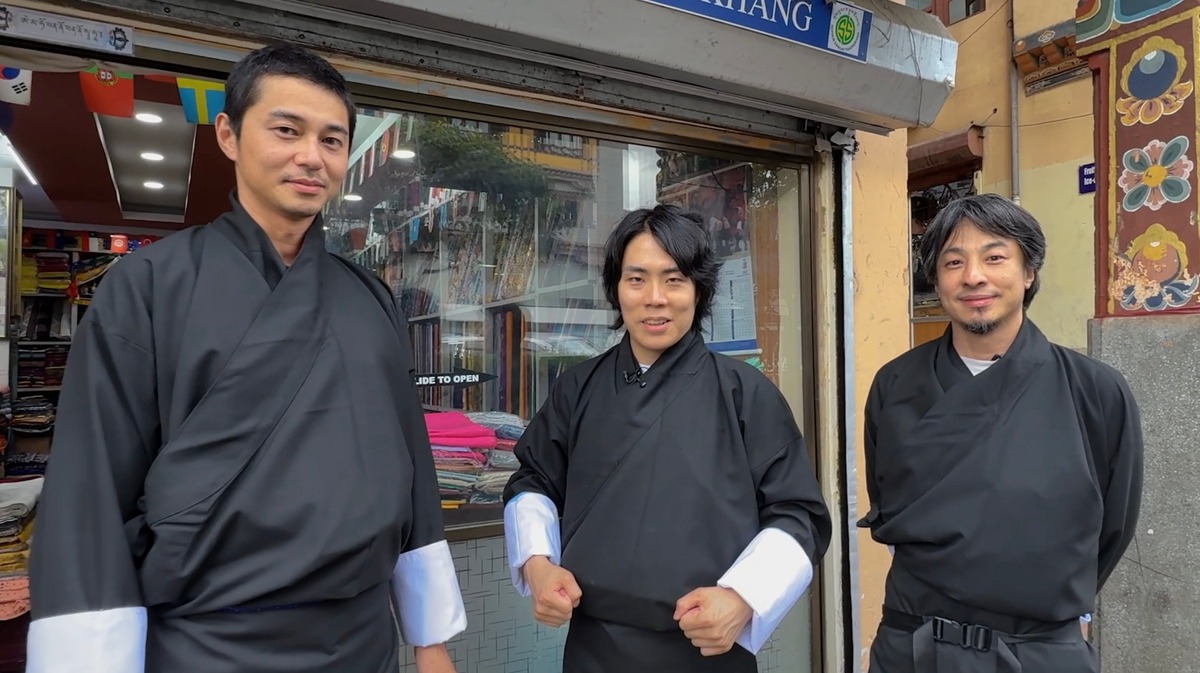 『世界の果てに、くるま置いてきた』11話