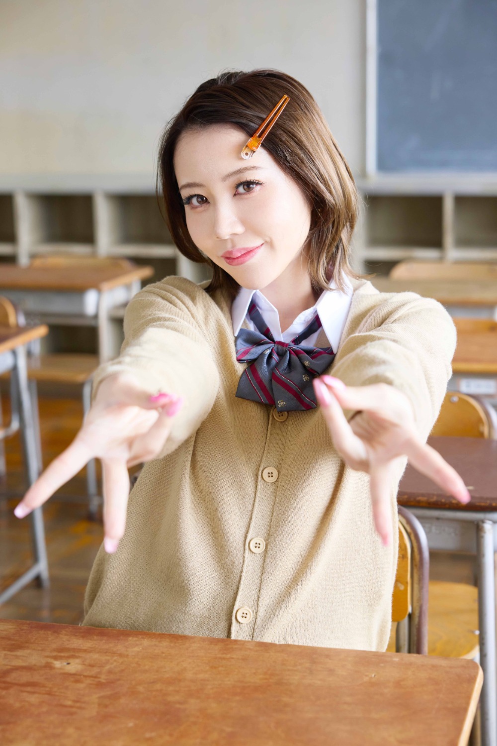 雷 張子役 エア (くれいじーまぐねっと)